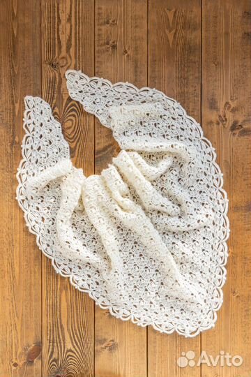 Ажурный бактус (платок)