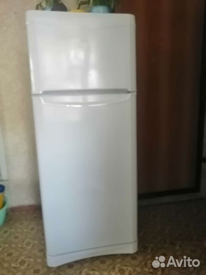 Холодильник indesit бу