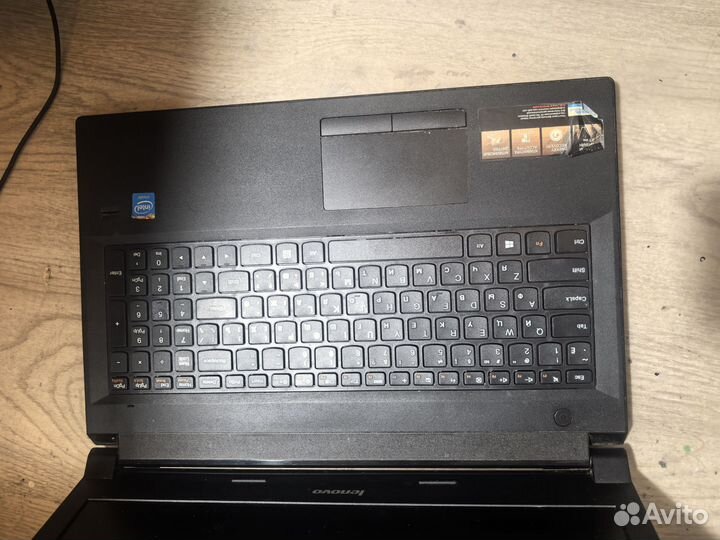 Lenovo b50-30 как корпус, залит чаем