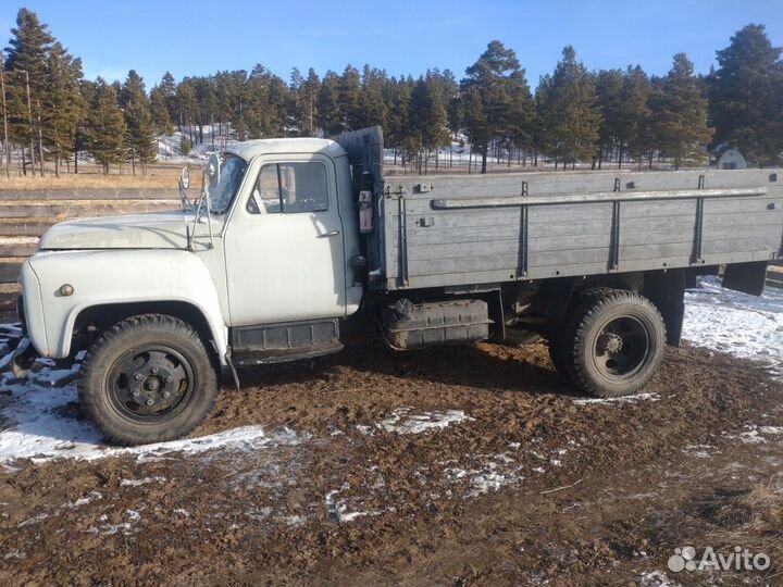 Бортовой грузовик ГАЗ 52, 1990