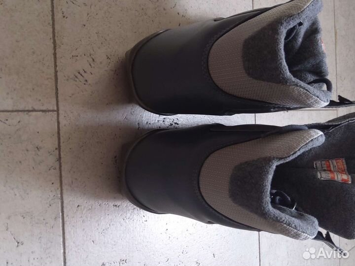 Лыжные ботинки salomon sns pilot для классики