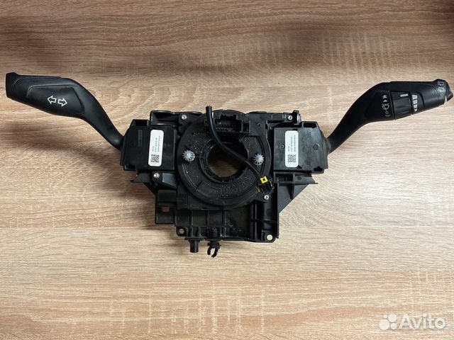Подрулевой переключатель Ford Focus 3 1883869
