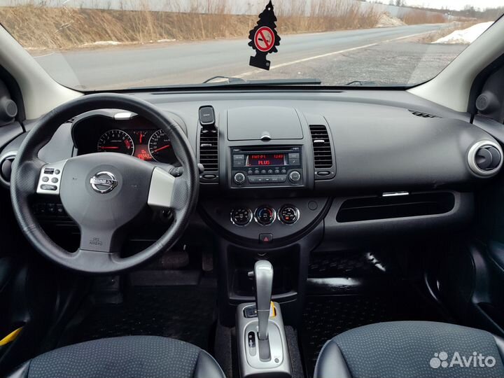 Nissan Note 1.6 AT, 2013, 186 300 км