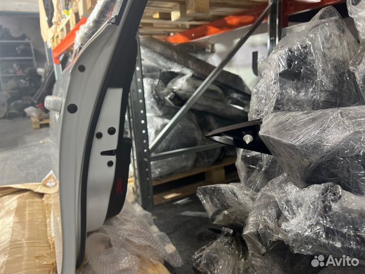 Дверь боковая передняя левая Audi A4 Iv B8 cdnb