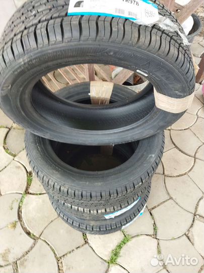 Triangle TR928 215/70 R15
