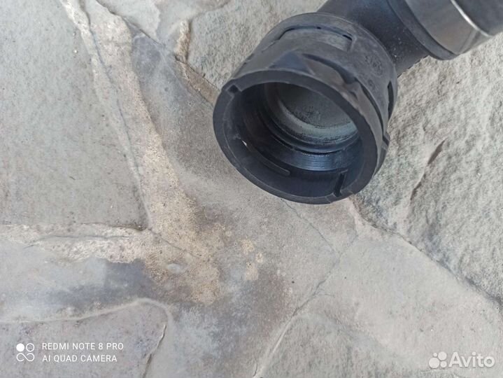 Патрубок охлаждения туарег 2.5