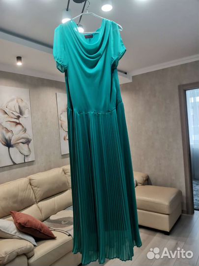 Платье вечернее