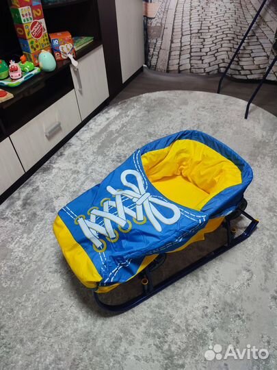 Детские санки на колесах