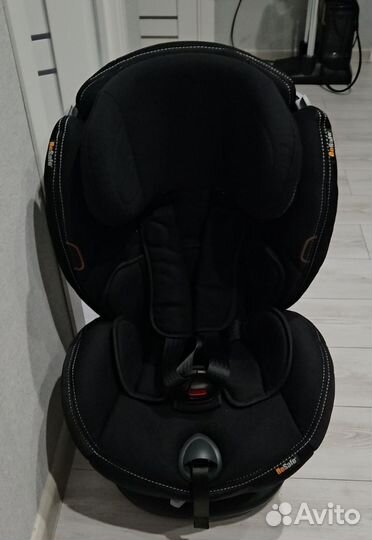 Детское автокресло 9-18 кг