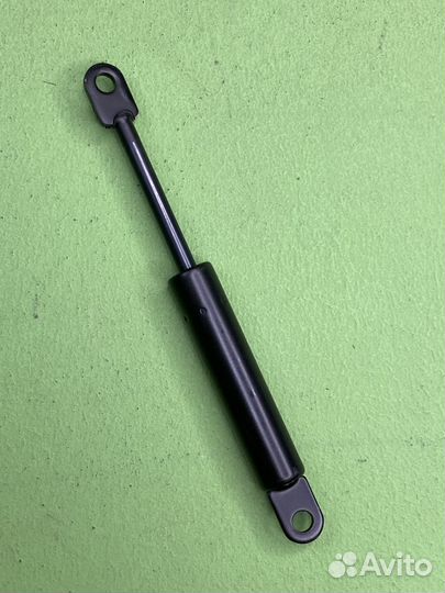 Амортизатор капота \Scania 4/P/G/R/T серия SEM11029