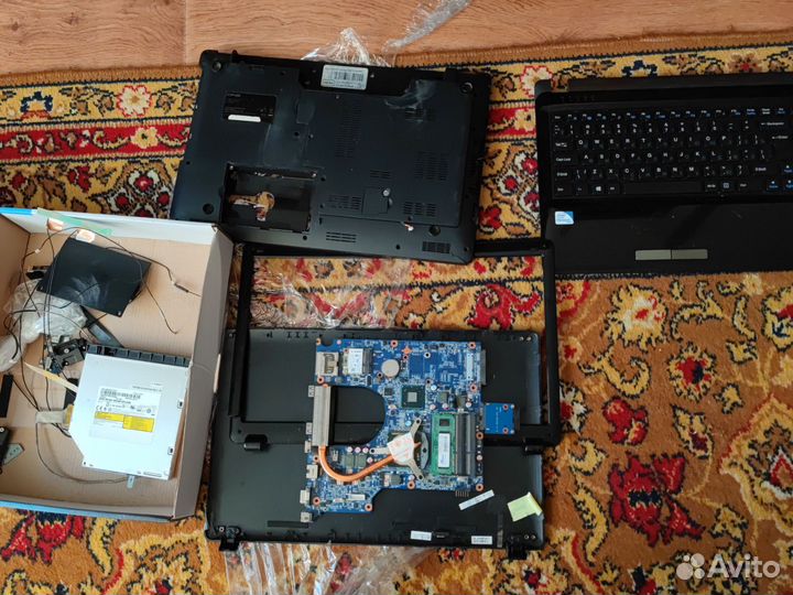 Запчасти от ноута DNS w253elq