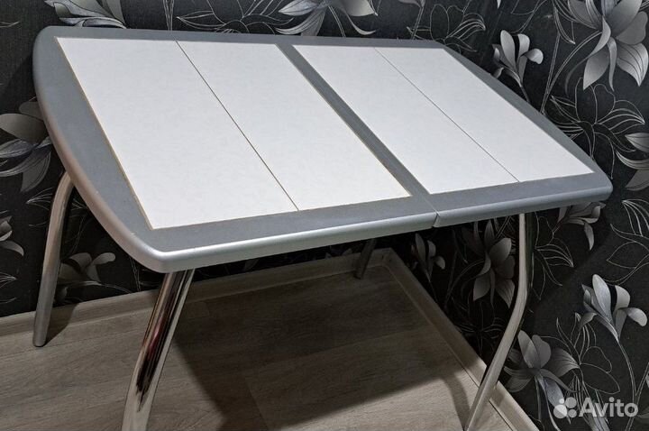 Стол кухонный раскладной с керамической плиткой