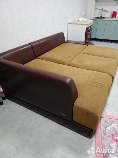 Угловой диван бу