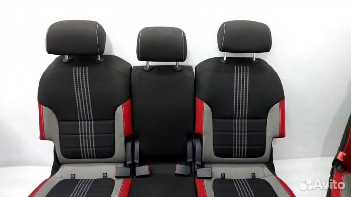 Сиденья комплект Skoda Yeti 5L cdab 2017