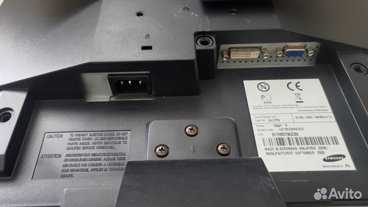 Монитор Samsung 730 BF