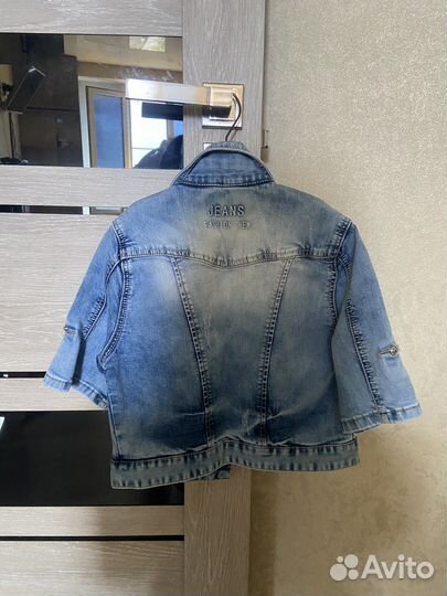 Джинсовая куртка