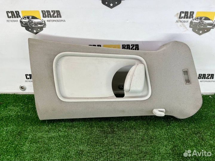 Обшивка стойки центральной правой R