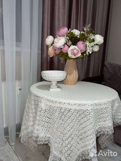 Бархатный скатерть