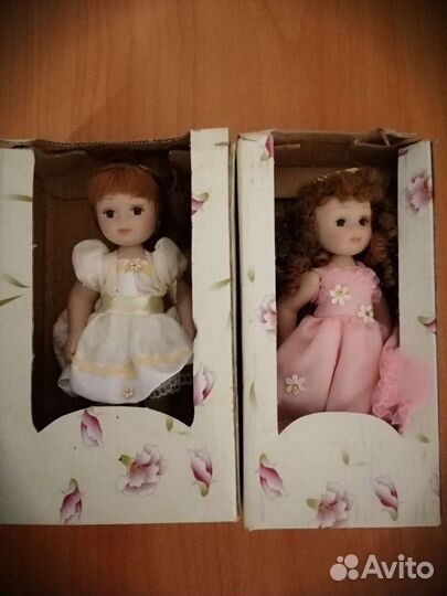 Продам фарфоровые куклы