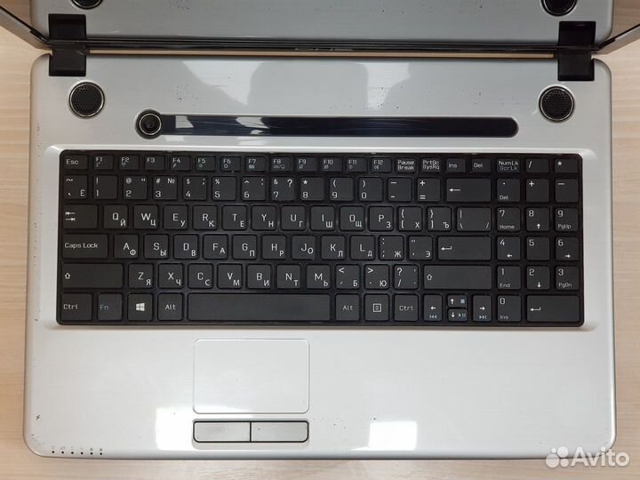 Ноутбук DNS на Core i3 3120M с GeForce 2Gb