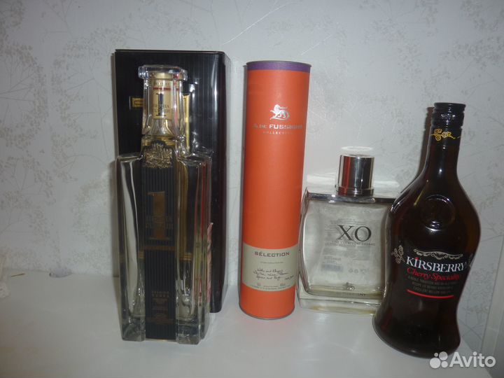 Бутылки и тубусы от алкоголя