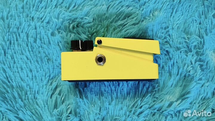 Гитарная педаль boss sd-1