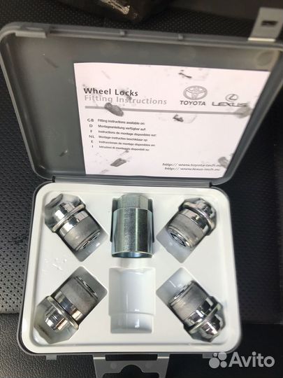 Гайки секретки Toyota Lexus