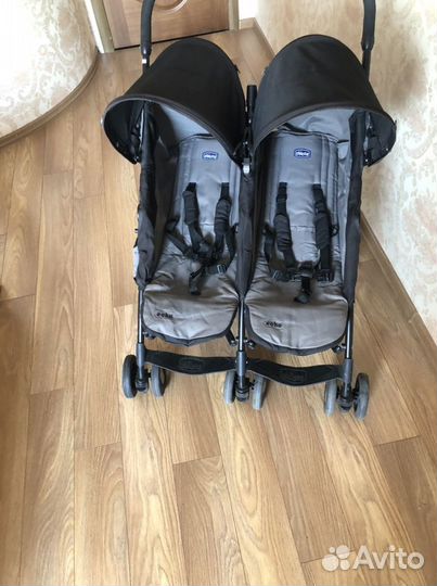 Коляска трость для двойни chicco