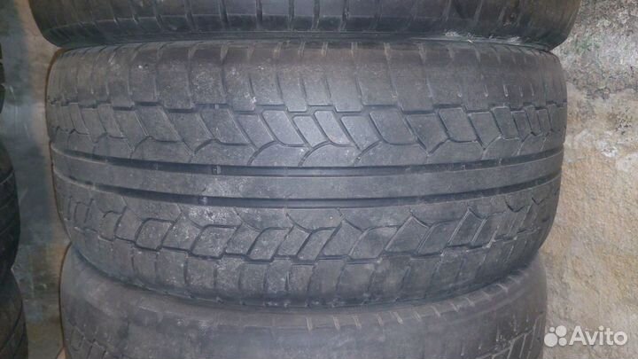 Achilles Desert Hawk UHP 285/45 R22 114V