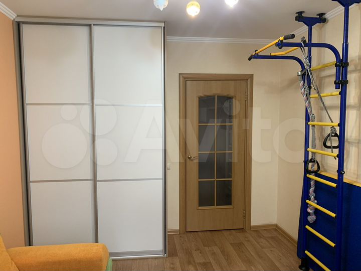 2-к. квартира, 50 м², 9/9 эт.