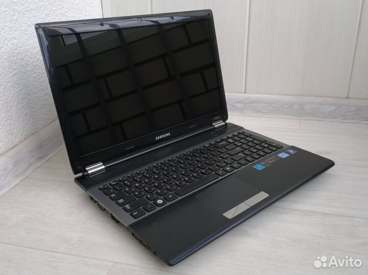 Samsung (Core i5-2430M, nVidia 540M-2Gb, SSD, 6Gb)