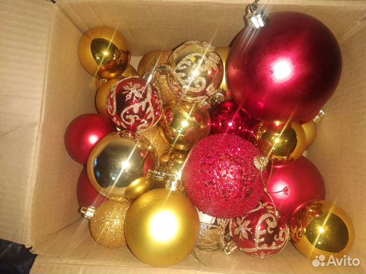 Елочные игрушки