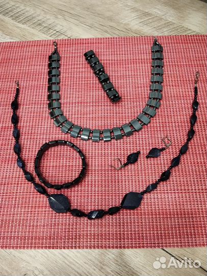 Бусы и комплекты из натуральных камней и бижутерия