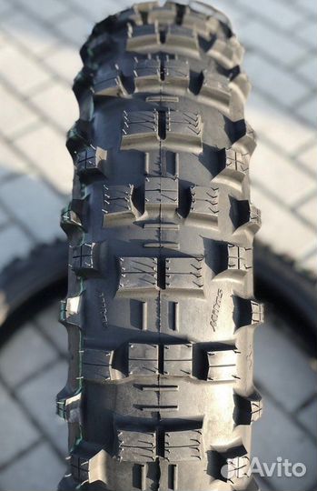 Mitas Terra Force-EF 120/90-18 зелен полоса Чехия