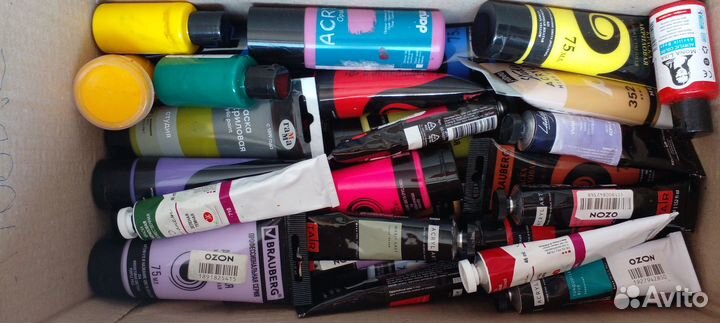 Акриловые краски новые