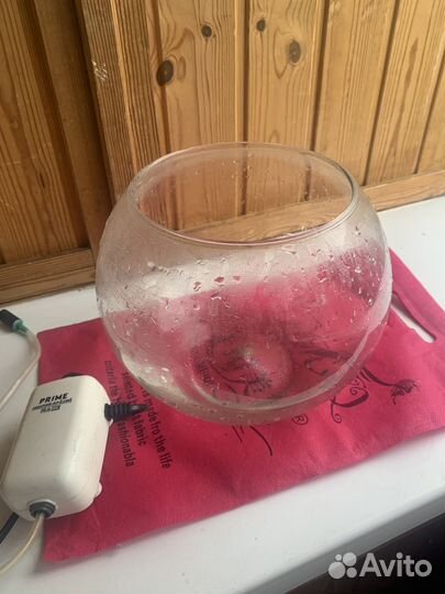 Продаю круглый аквариум с компрессором