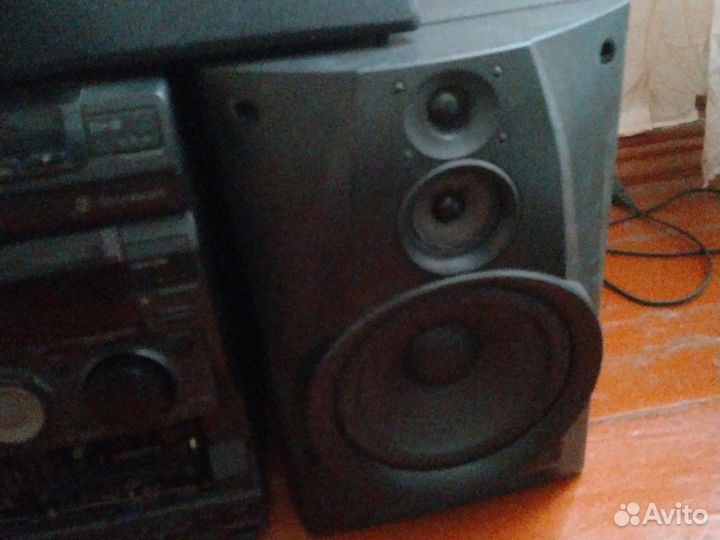 Музыкальный центр Sony