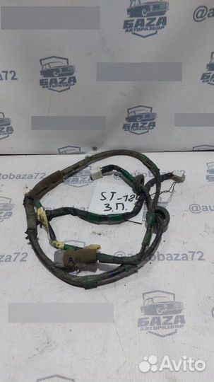 Проводка двери задняя правая Toyota Corolla Exiv