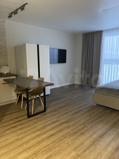 Квартира-студия, 30 м², 15/18 эт.