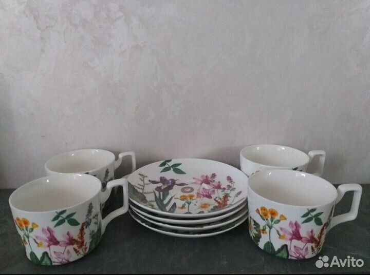 Сервиз чайный кружки блюдца