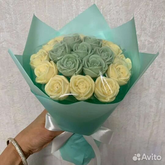 Шоколадные розы букеты