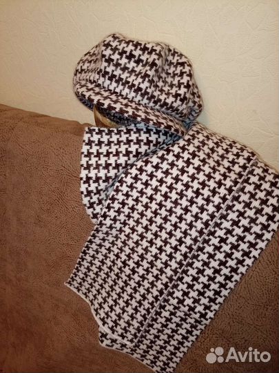 Кепи-берет женский с шарфом