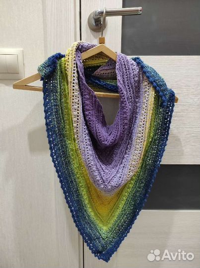 Бактус, платок шейный на весну (новый)