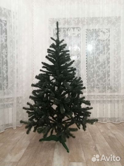 Елка искусственная