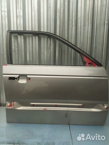 Дверь передняя правая Volkswagen Passat B3