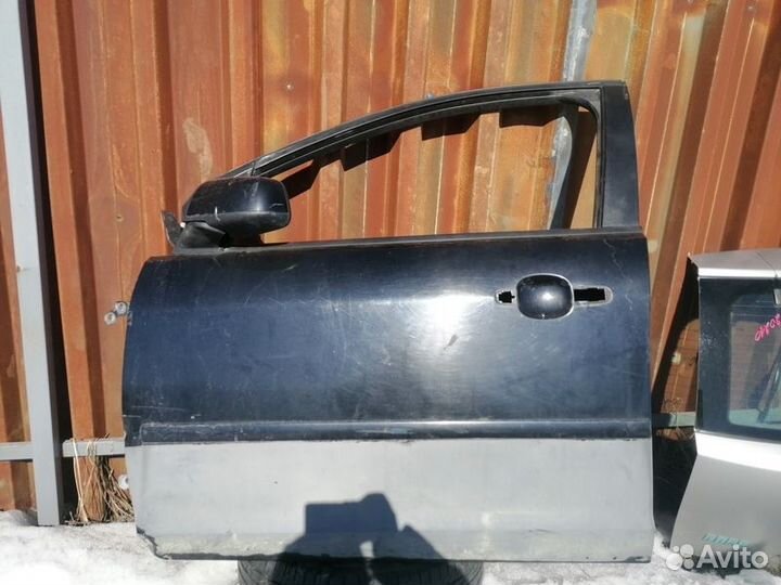 Дверь передняя левая Ford Focus 2