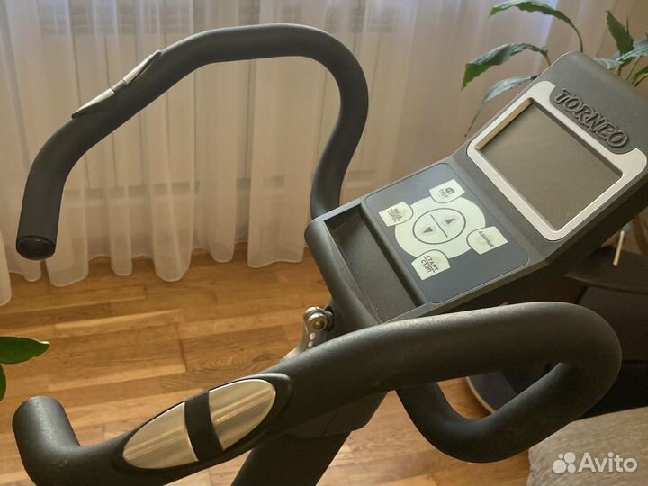 Велотренажер