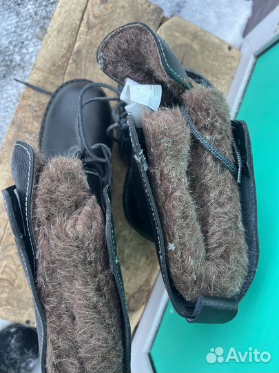 Берцы зимние 42р