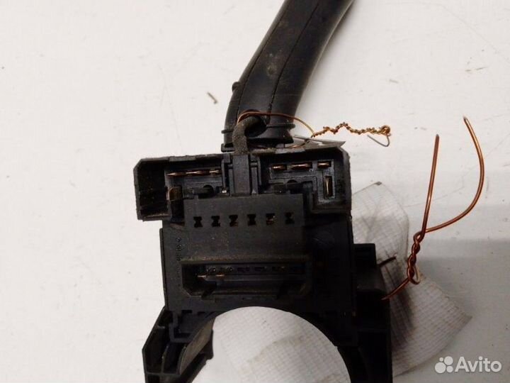 Переключатель стеклоочистителей Volkswagen Passat