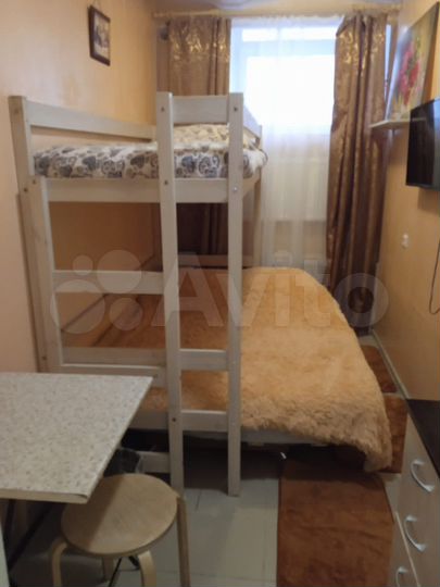 Комната 10 м², 1/6 эт.